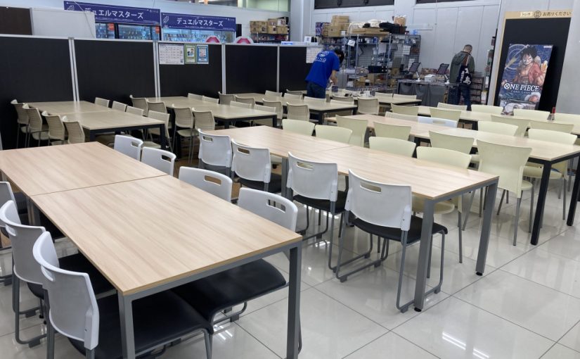 TSUTAYA遊ING城山店 〈トレカコーナー〉拡張リニューアルOPEN